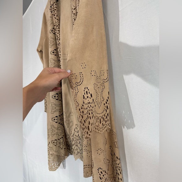 Suede Soft Surroundings Laser Cut Cardigan L Tan Boho Cottagecore - Picture 4 of 6